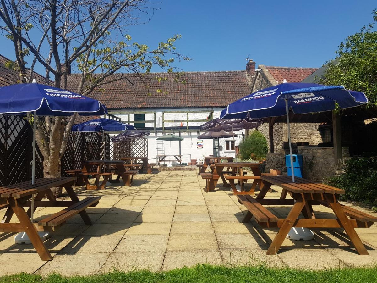 The Dog Inn Old Sodbury Eksteriør billede