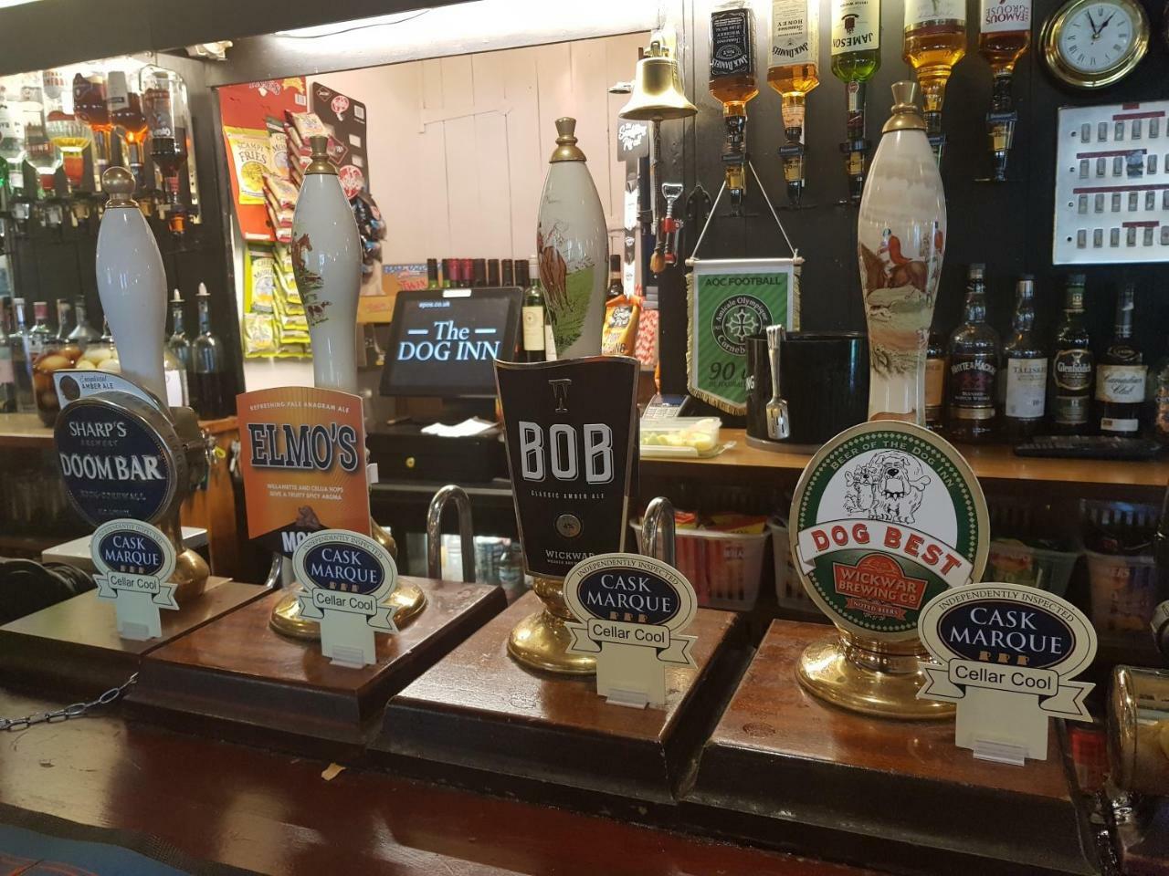 The Dog Inn Old Sodbury Eksteriør billede